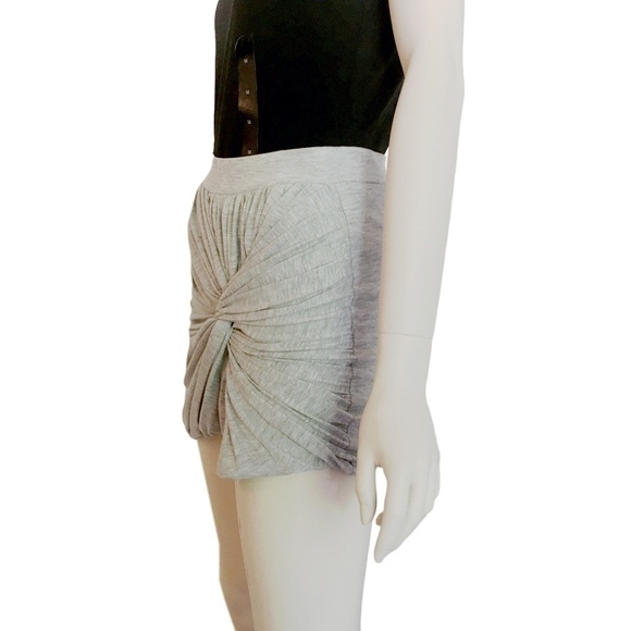 🌸 VERO MODA Skirt Draped twist knot t-shirt Short Mini Grey Extreme Ruching - Picture 4 of 10